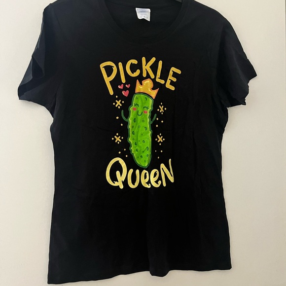 Port and Company Black Pickle Queen T-Shirt - Picture 1 of 5